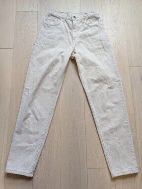Vintage 1994 Levi's Beige 550 Relaxed Fit Tapered Jeans